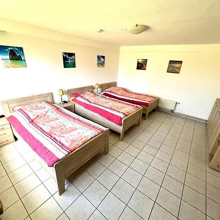 Apartment Mit 4 Betten In *